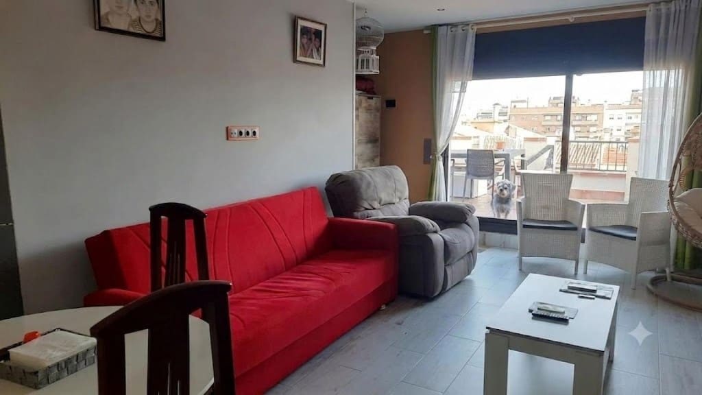 2 bedroom Penthouse for sale in El Prat de Llobregat - € 425,000 (Ref: 9861744)