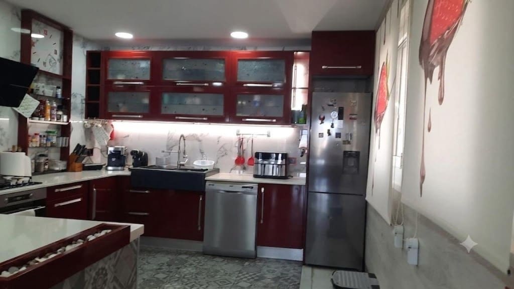 2 bedroom Penthouse for sale in El Prat de Llobregat - € 425,000 (Ref: 9861744)