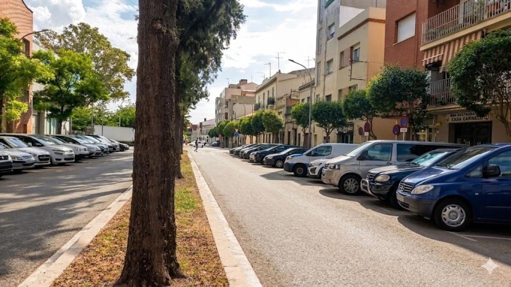 2 bedroom Penthouse for sale in El Prat de Llobregat - € 425,000 (Ref: 9861744)