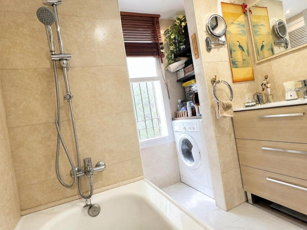Studio for sale in Mijas with pool - € 248,000 (Ref: 9861745)