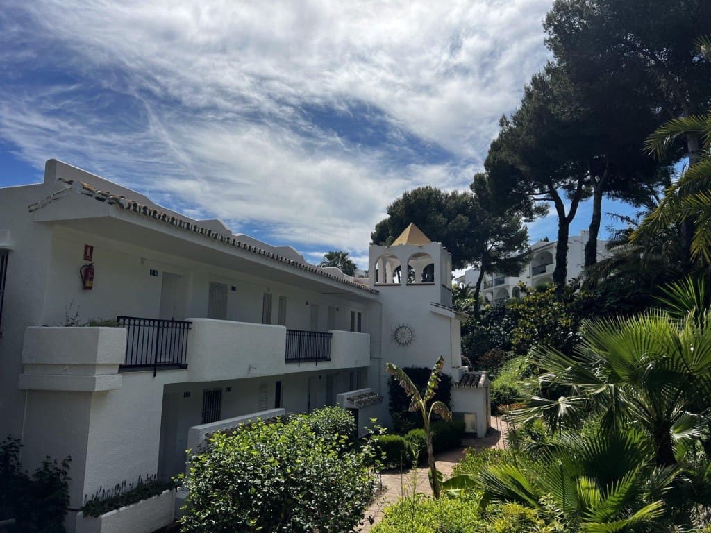 Studio for sale in Mijas with pool - € 248,000 (Ref: 9861745)