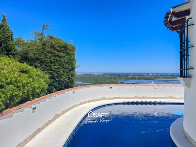 3 bedroom Villa for sale in Pego with pool - € 365,000 (Ref: 9861746)