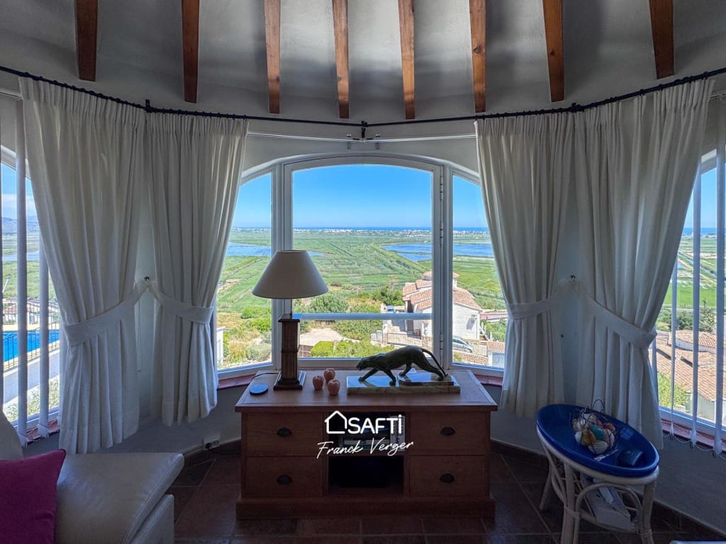 3 bedroom Villa for sale in Pego with pool - € 365,000 (Ref: 9861746)
