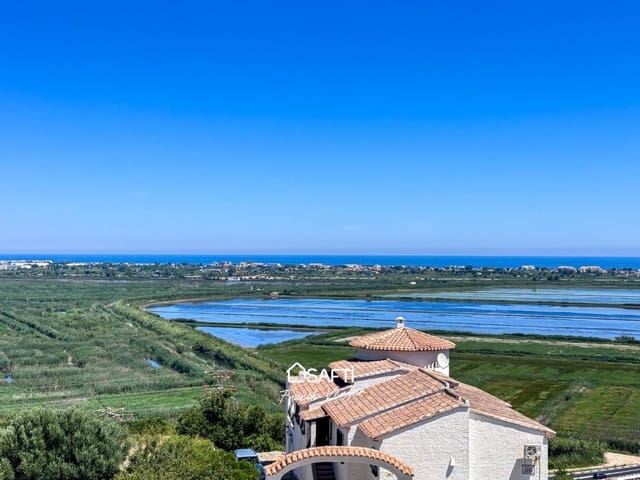 3 bedroom Villa for sale in Pego with pool - € 365,000 (Ref: 9861746)