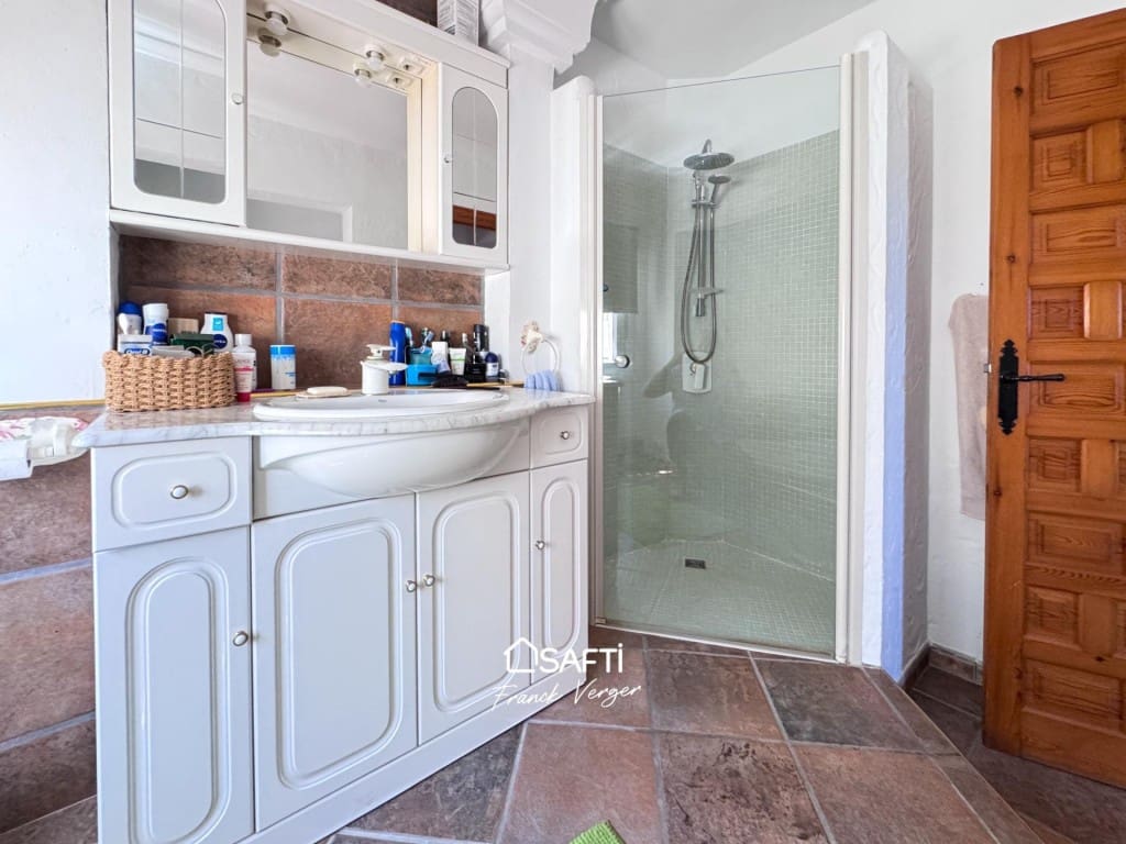 3 bedroom Villa for sale in Pego with pool - € 365,000 (Ref: 9861746)