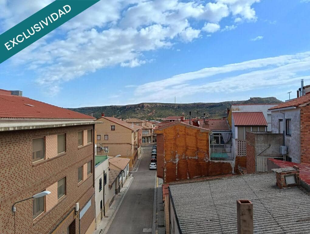 4 slaapkamer Appartement te koop in Andorra - € 120.000 (Ref: 9861747)