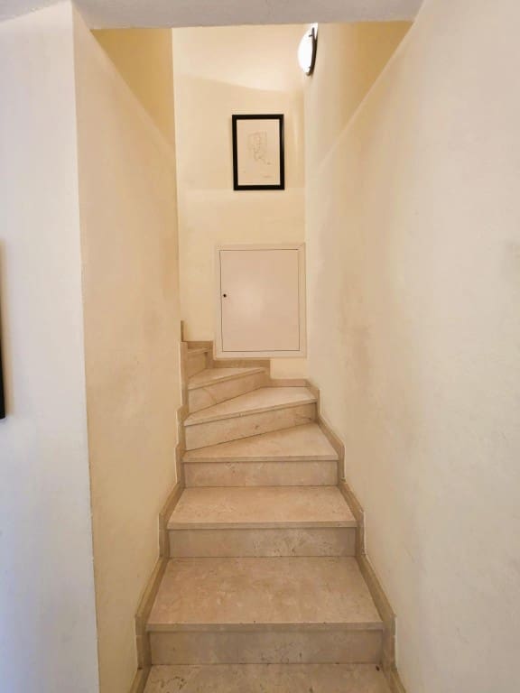 5 sovrum Radhus till salu i Sitges med pool garage - 850 000 € (Ref: 9861748)