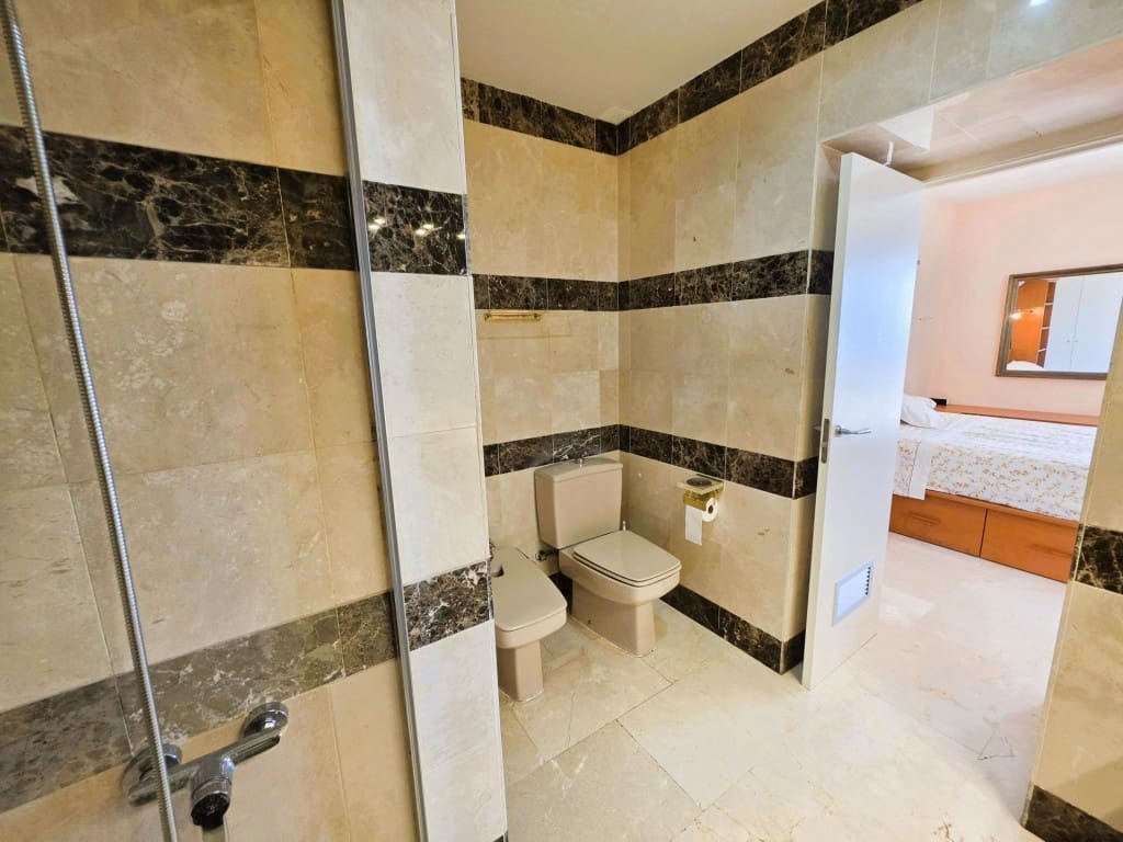 5 sovrum Radhus till salu i Sitges med pool garage - 850 000 € (Ref: 9861748)