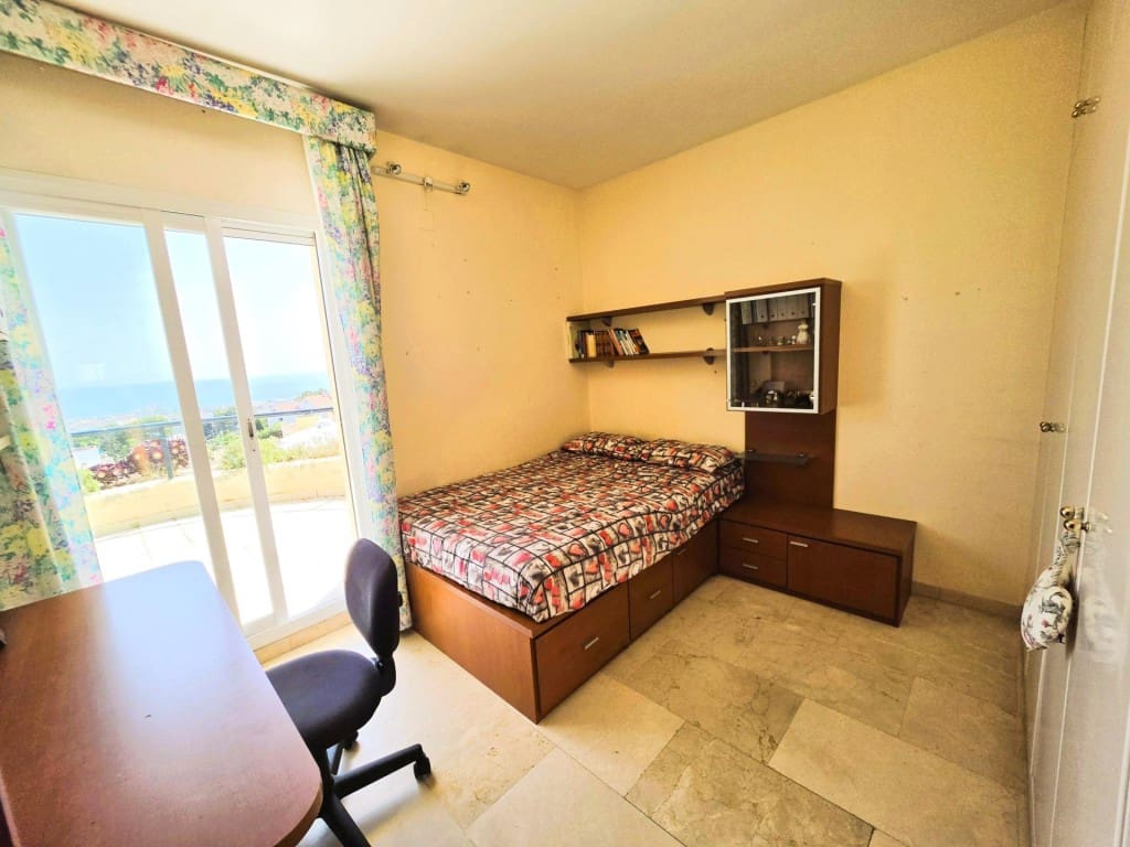 5 sovrum Radhus till salu i Sitges med pool garage - 850 000 € (Ref: 9861748)