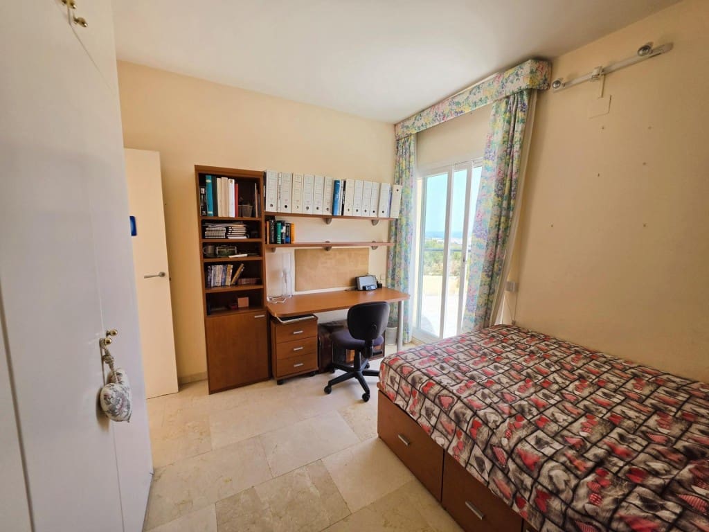 5 sovrum Radhus till salu i Sitges med pool garage - 850 000 € (Ref: 9861748)