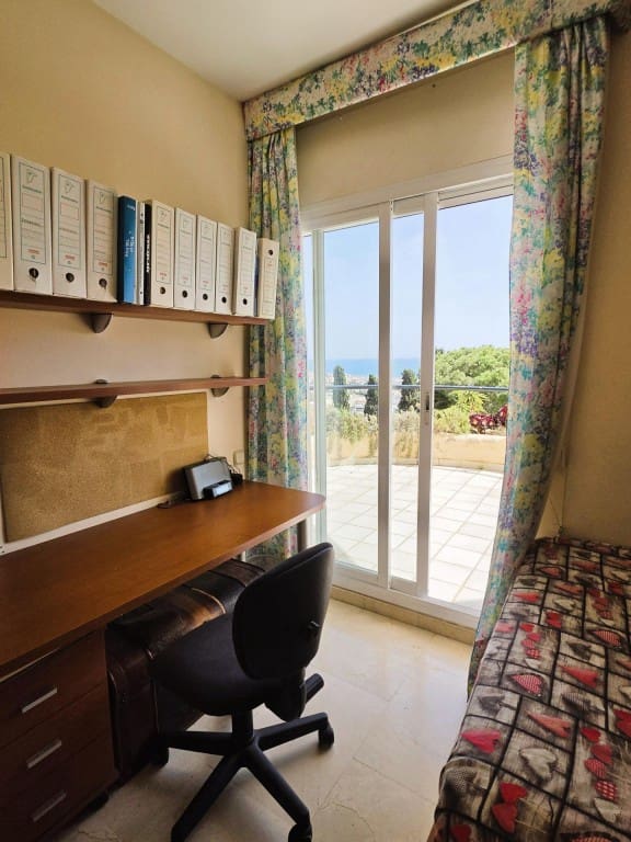 5 sovrum Radhus till salu i Sitges med pool garage - 850 000 € (Ref: 9861748)