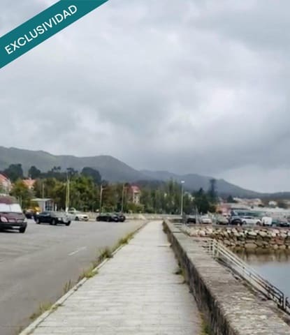 Commercial for sale in A Pobra do Caramiñal - € 500,000 (Ref: 9865052)