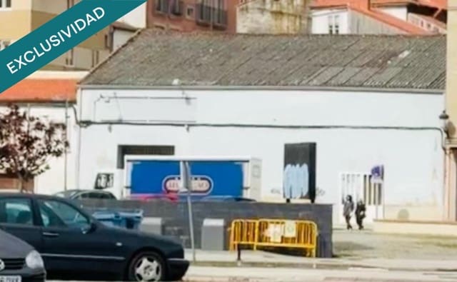 Commercial for sale in A Pobra do Caramiñal - € 500,000 (Ref: 9865052)