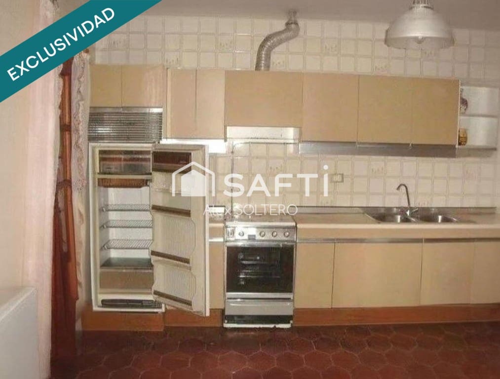 4 bedroom Finca/Country House for sale in As Neves with garage - € 115,000 (Ref: 9865054)