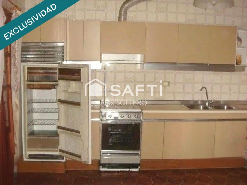 4 bedroom Finca/Country House for sale in As Neves with garage - € 115,000 (Ref: 9865054)
