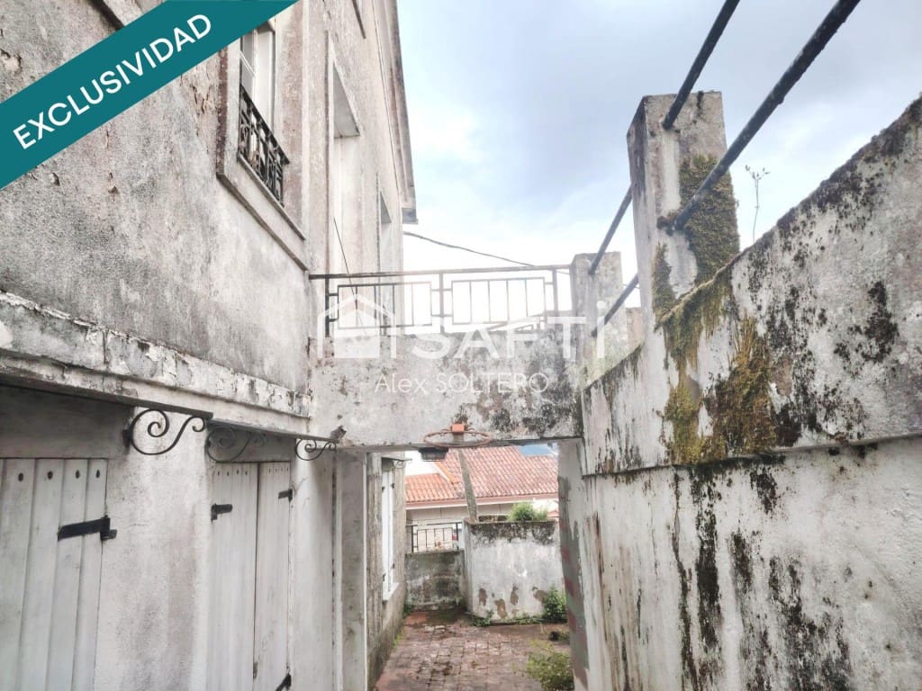 4 bedroom Finca/Country House for sale in As Neves with garage - € 115,000 (Ref: 9865054)