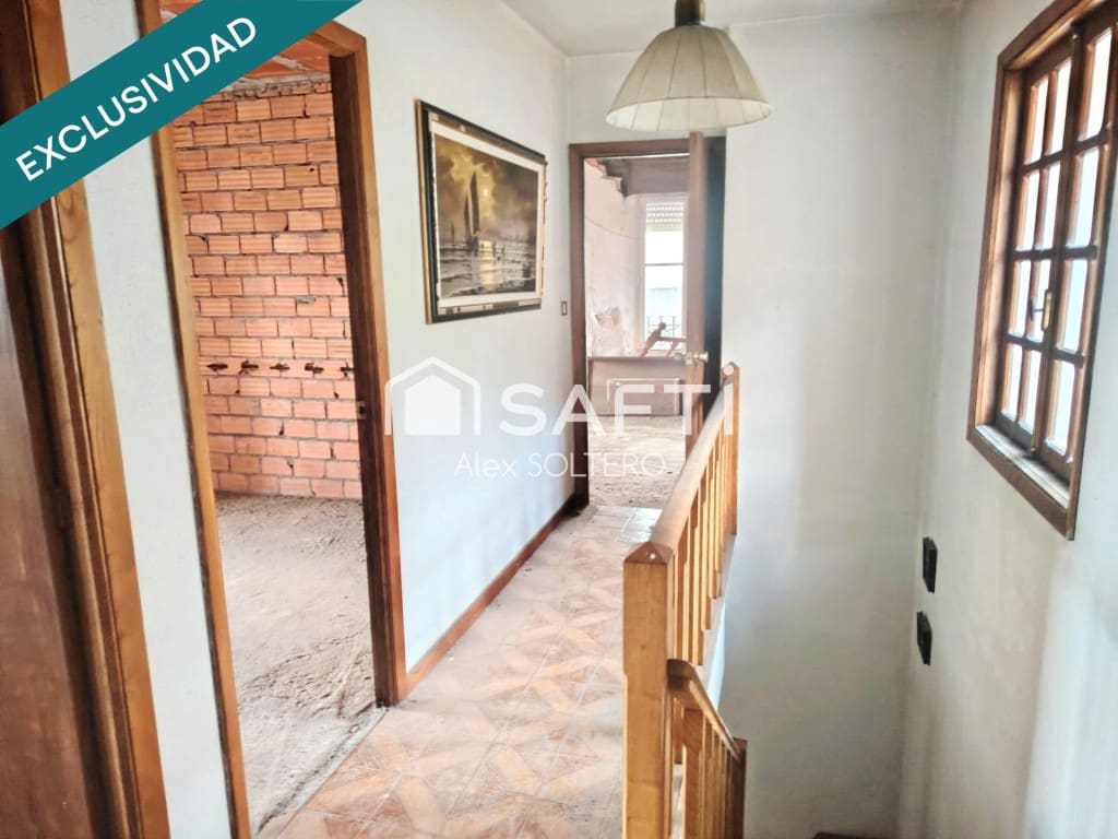 4 bedroom Finca/Country House for sale in As Neves with garage - € 115,000 (Ref: 9865054)