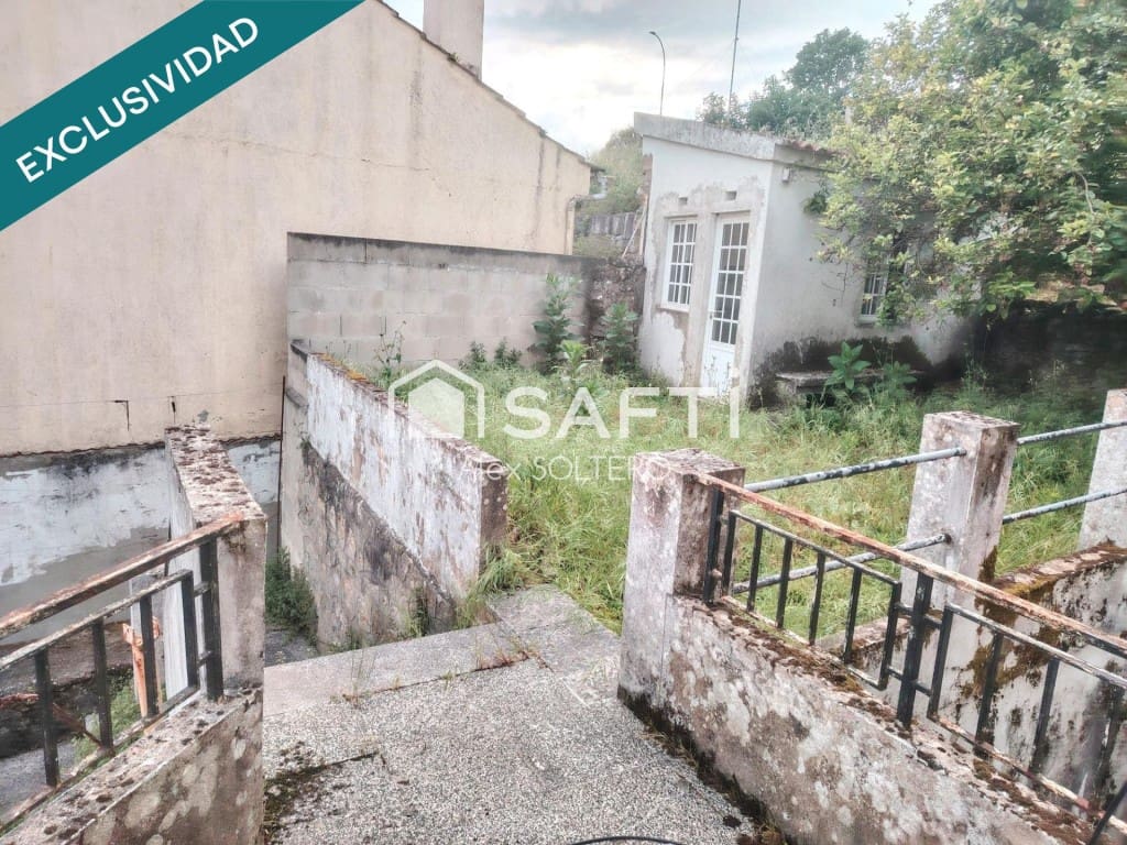 4 bedroom Finca/Country House for sale in As Neves with garage - € 115,000 (Ref: 9865054)