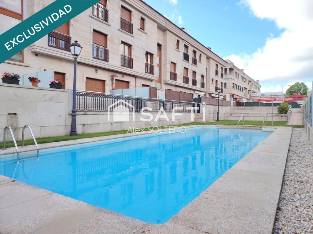 2 bedroom Apartment for sale in Nigran with pool garage - € 360,000 (Ref: 9865055)