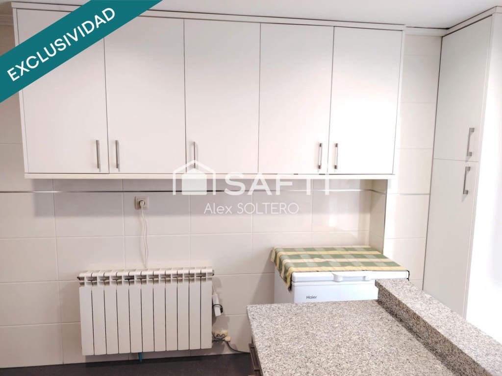 2 bedroom Apartment for sale in Nigran with pool garage - € 360,000 (Ref: 9865055)