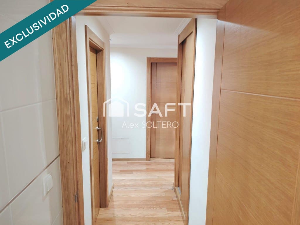 2 bedroom Apartment for sale in Nigran with pool garage - € 360,000 (Ref: 9865055)