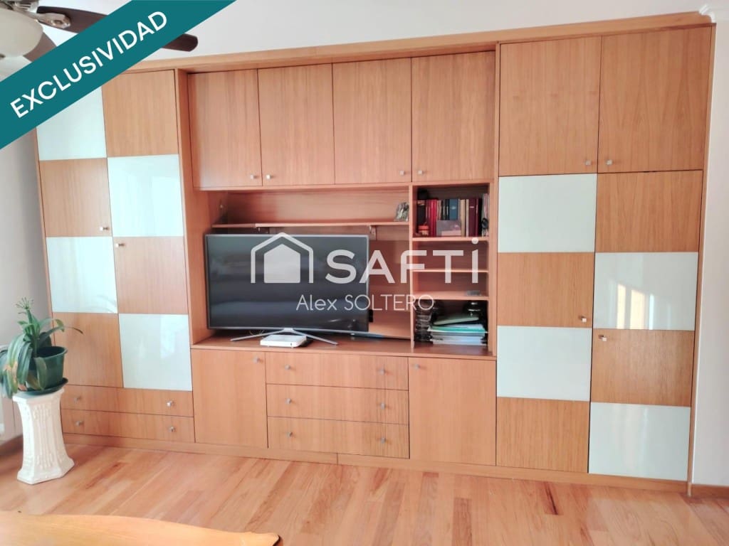 2 bedroom Apartment for sale in Nigran with pool garage - € 360,000 (Ref: 9865055)