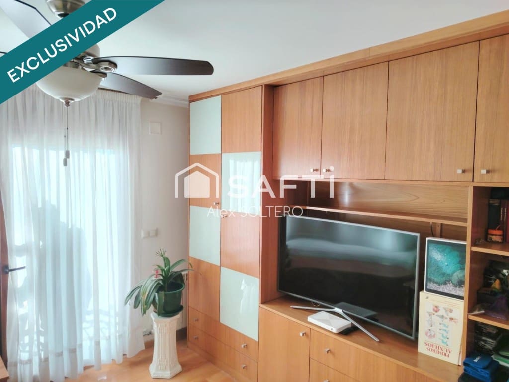 2 bedroom Apartment for sale in Nigran with pool garage - € 360,000 (Ref: 9865055)