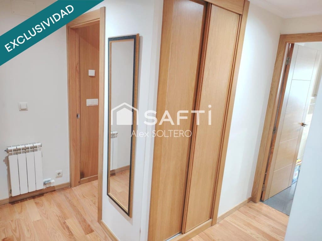2 bedroom Apartment for sale in Nigran with pool garage - € 360,000 (Ref: 9865055)