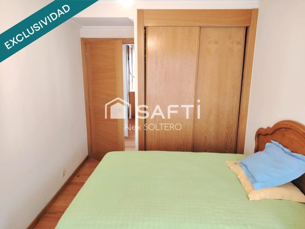 2 bedroom Apartment for sale in Nigran with pool garage - € 360,000 (Ref: 9865055)