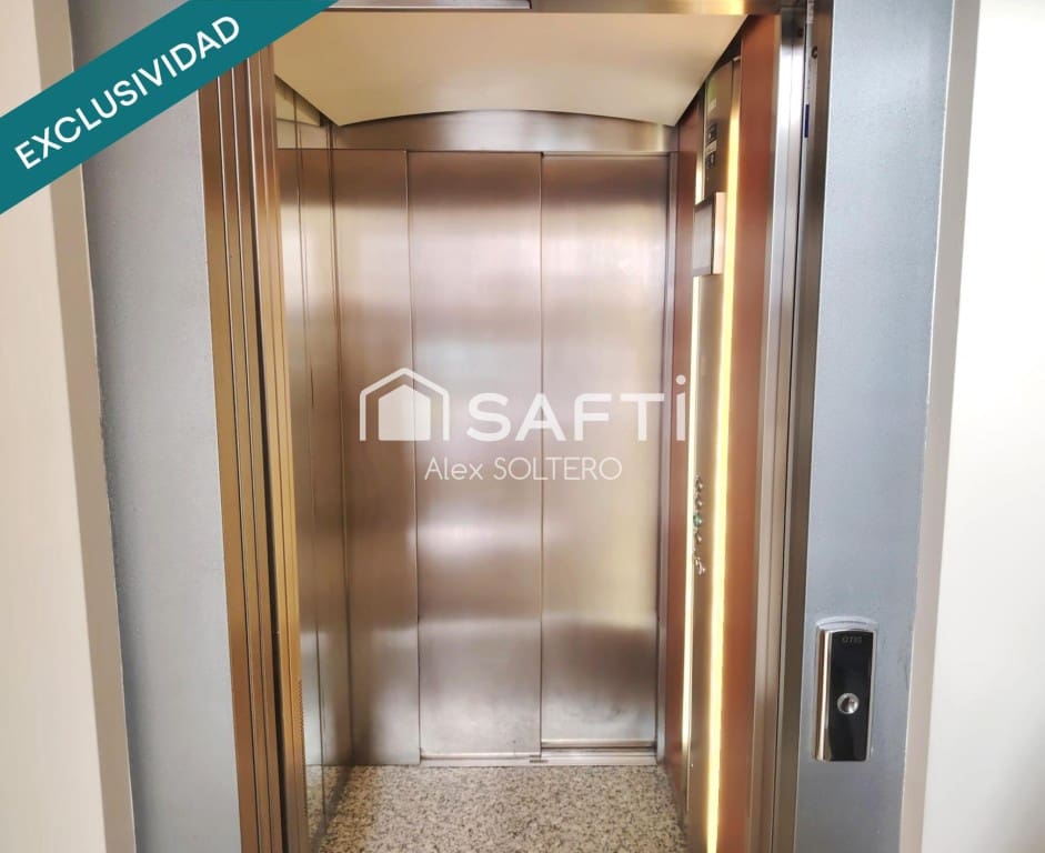 2 bedroom Apartment for sale in Nigran with pool garage - € 360,000 (Ref: 9865055)