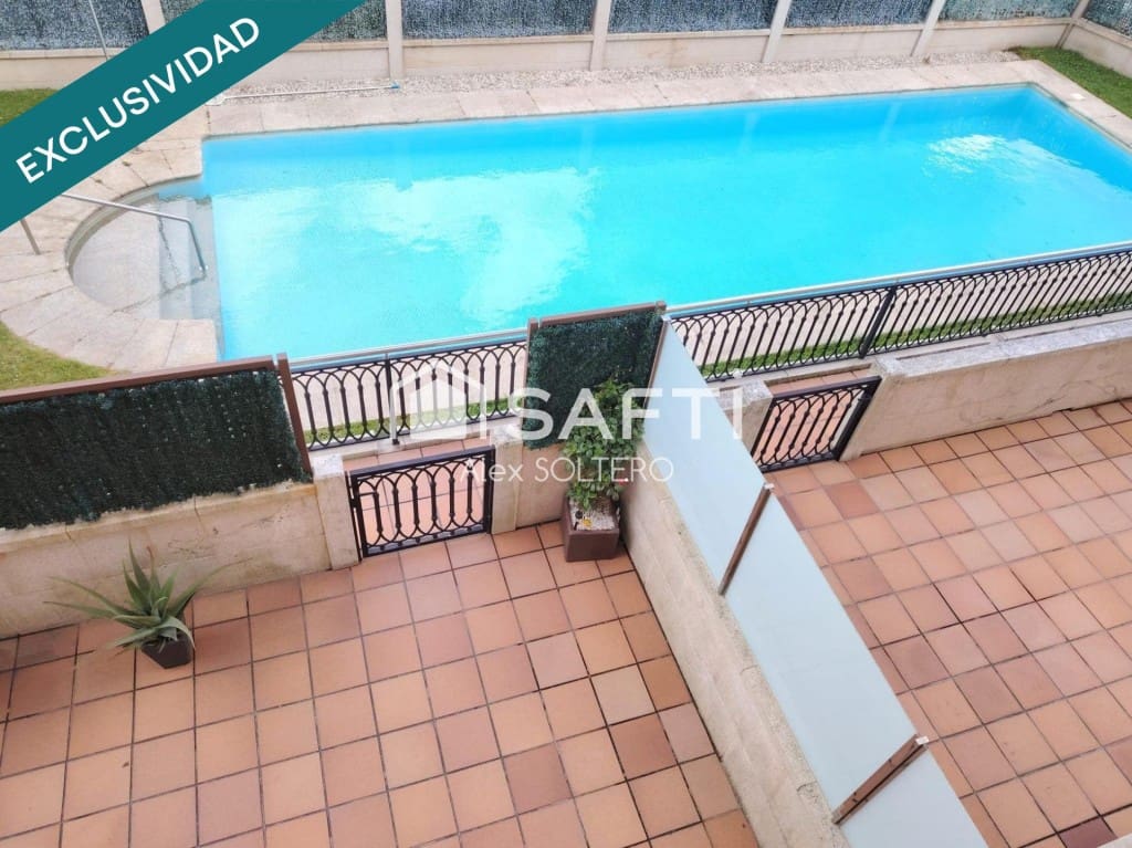 2 bedroom Apartment for sale in Nigran with pool garage - € 360,000 (Ref: 9865055)