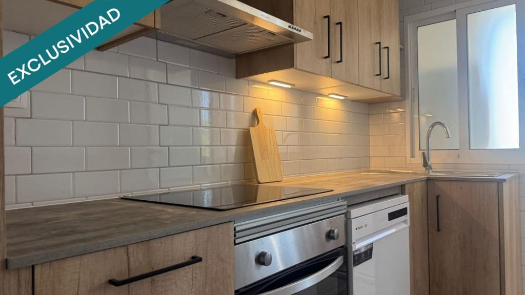 3 bedroom Apartment for sale in Pinoso - € 145,000 (Ref: 9865056)