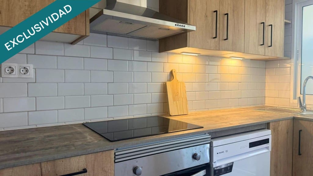 3 bedroom Apartment for sale in Pinoso - € 145,000 (Ref: 9865056)