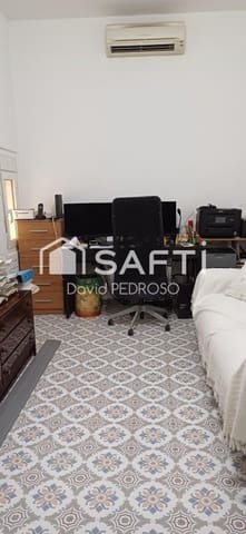 4 soveværelse Rækkehus til salg i Sant Jaume d'Enveja med garage - € 165.800 (Ref: 9865059)
