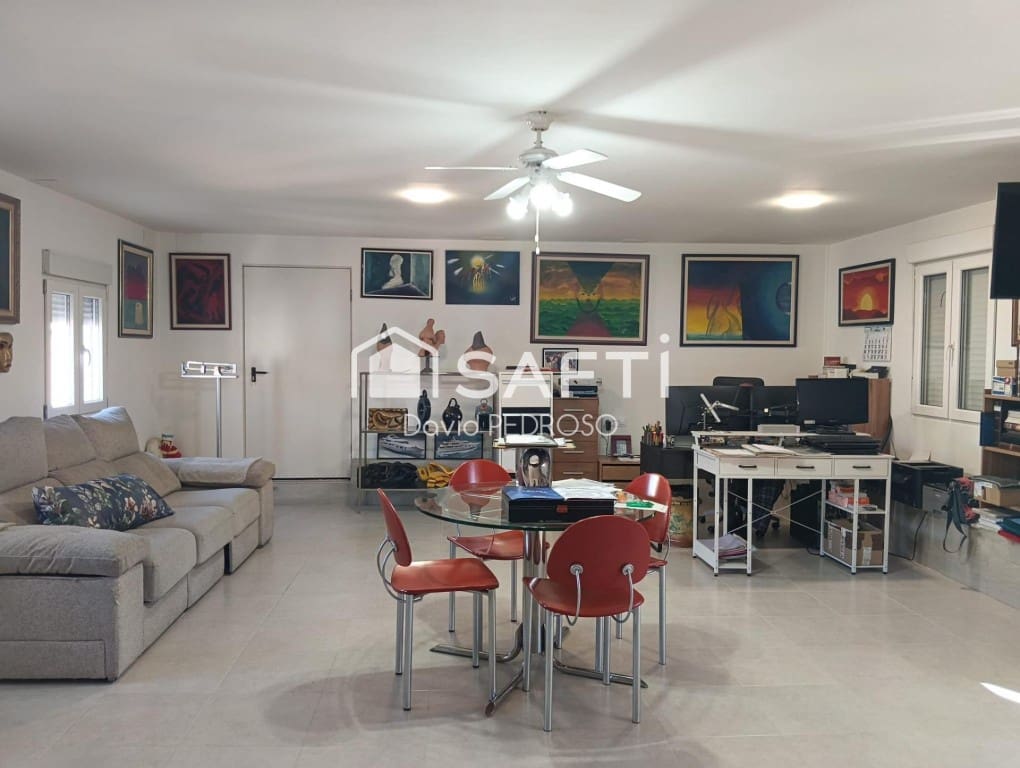 4 soveværelse Rækkehus til salg i Sant Jaume d'Enveja med garage - € 165.800 (Ref: 9865059)