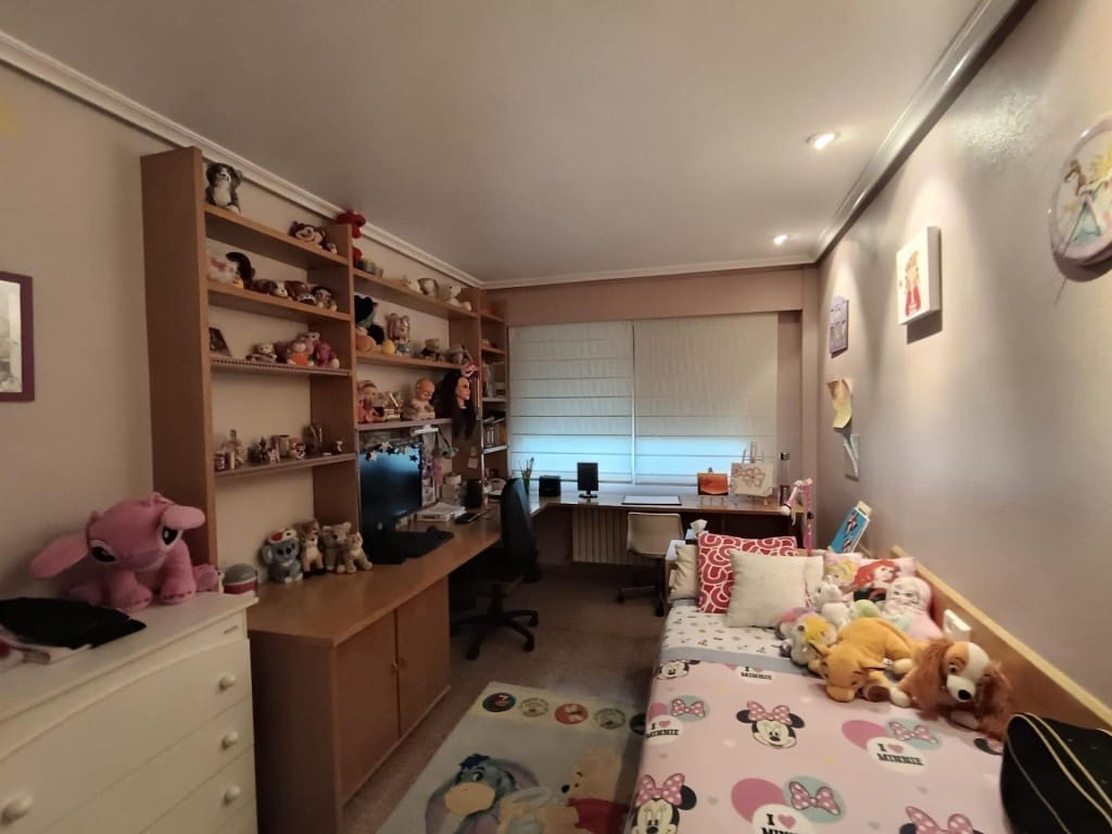 5 soveværelse Villa til salg i Petrel / Petrer med garage - € 294.000 (Ref: 9866860)