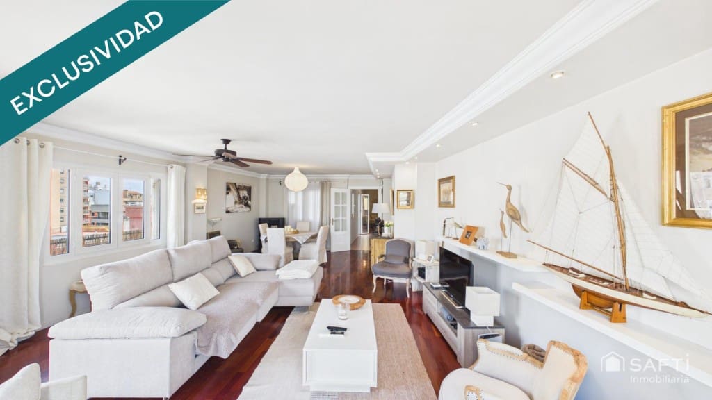 Ático de 4 habitaciones en Palma de Mallorca en venta - 849.000 € (Ref: 9866862)