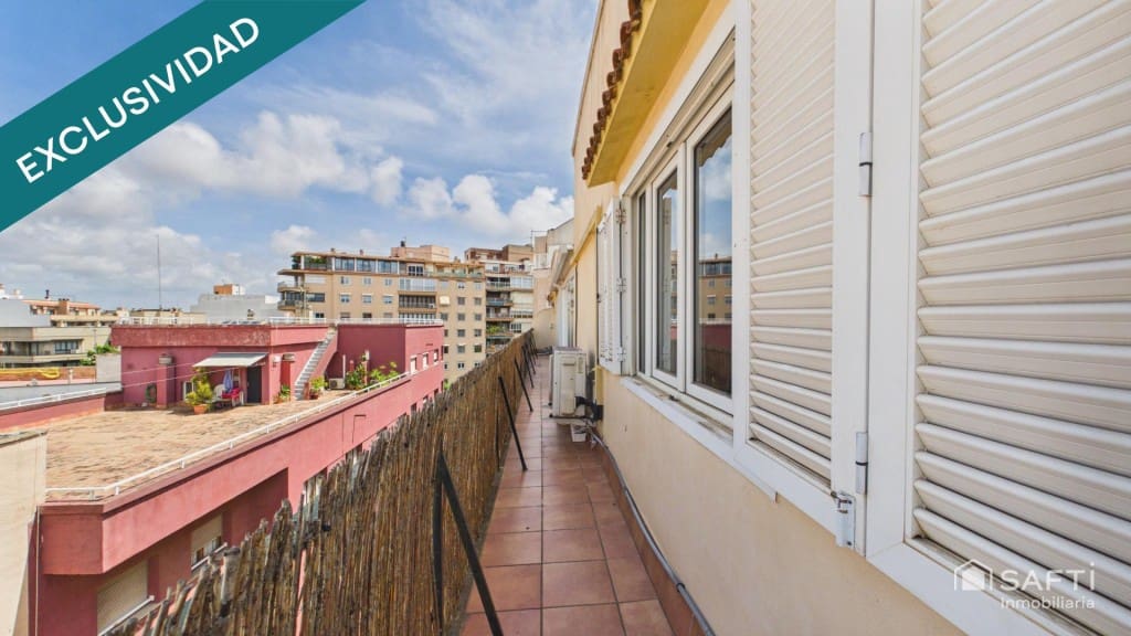 Ático de 4 habitaciones en Palma de Mallorca en venta - 849.000 € (Ref: 9866862)