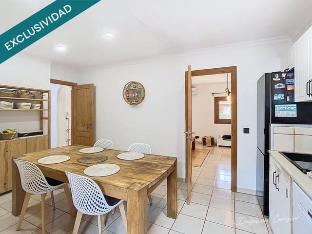 Apartamento de 3 habitaciones en Cala Santanyi, Santanyí en venta con piscina - 350.000 € (Ref: 9866863)