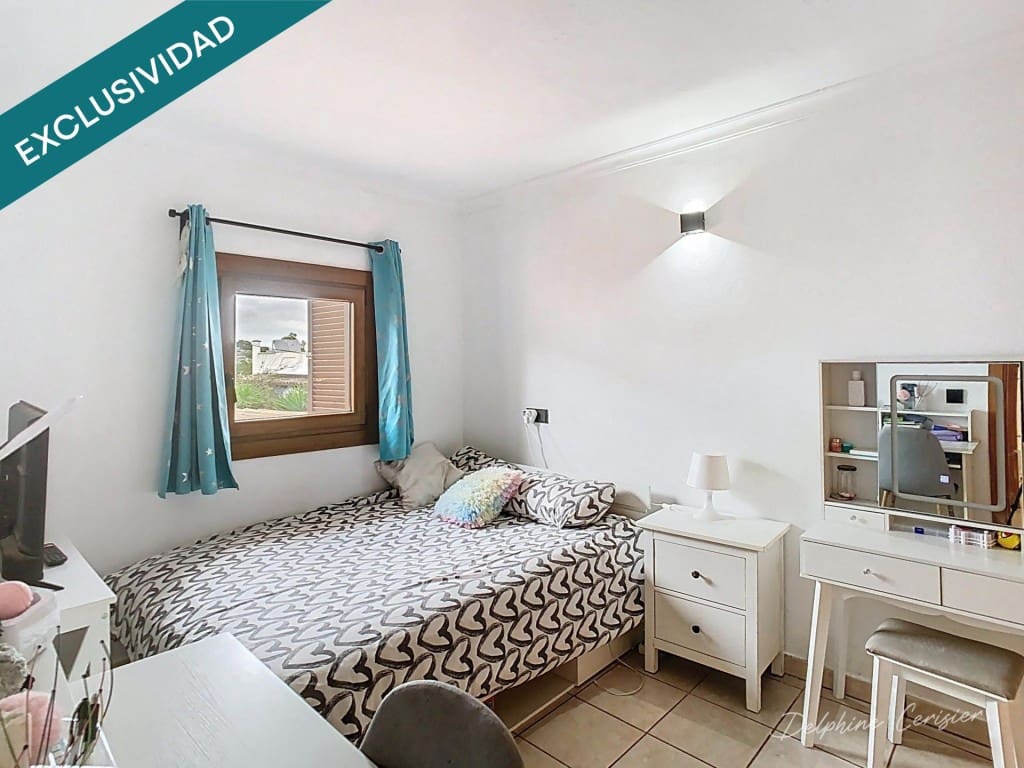 3 bedroom Apartment for sale in Cala Santanyi with pool - € 350,000 (Ref: 9866863)