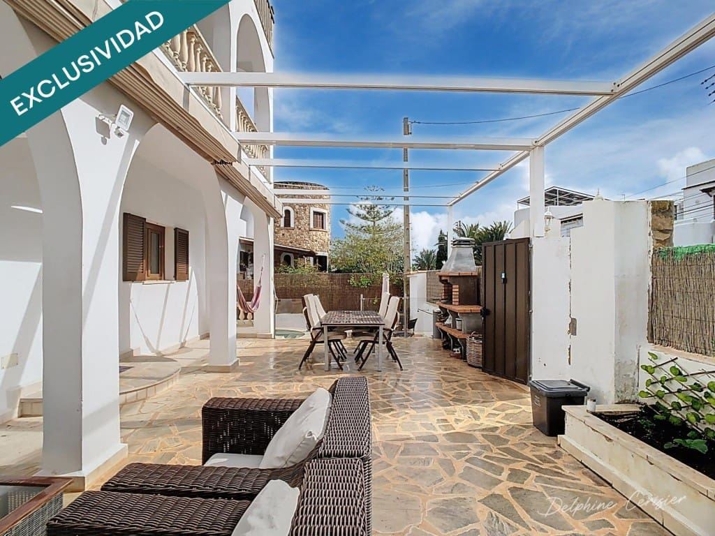 3 bedroom Apartment for sale in Cala Santanyi with pool - € 350,000 (Ref: 9866863)
