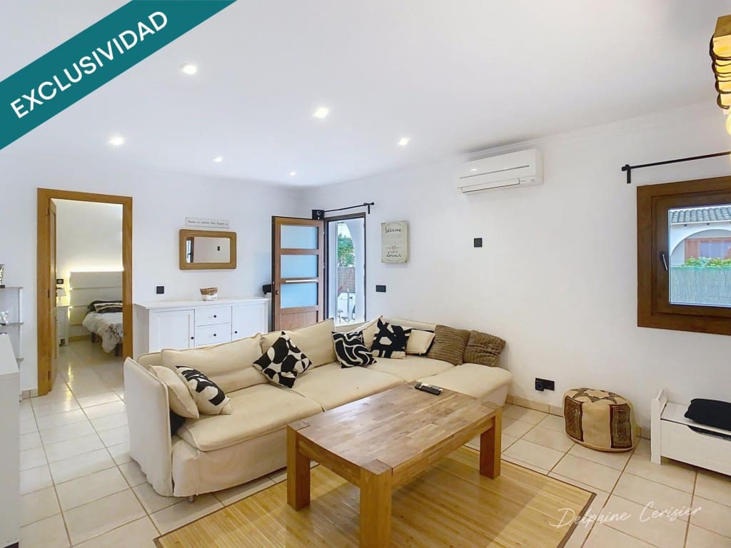 3 bedroom Apartment for sale in Cala Santanyi with pool - € 350,000 (Ref: 9866863)