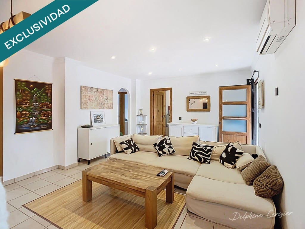 3 bedroom Apartment for sale in Cala Santanyi with pool - € 350,000 (Ref: 9866863)