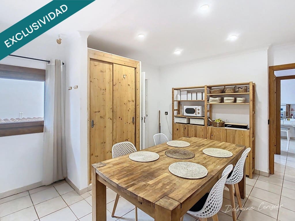 3 bedroom Apartment for sale in Cala Santanyi with pool - € 350,000 (Ref: 9866863)