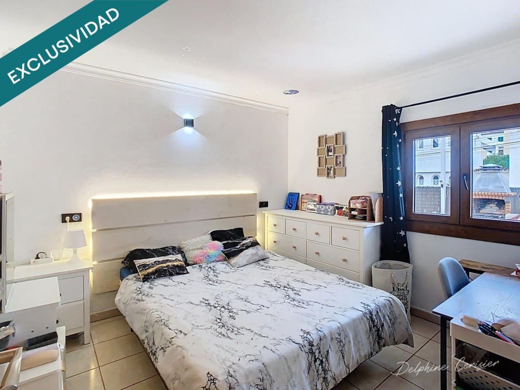 3 bedroom Apartment for sale in Cala Santanyi with pool - € 350,000 (Ref: 9866863)