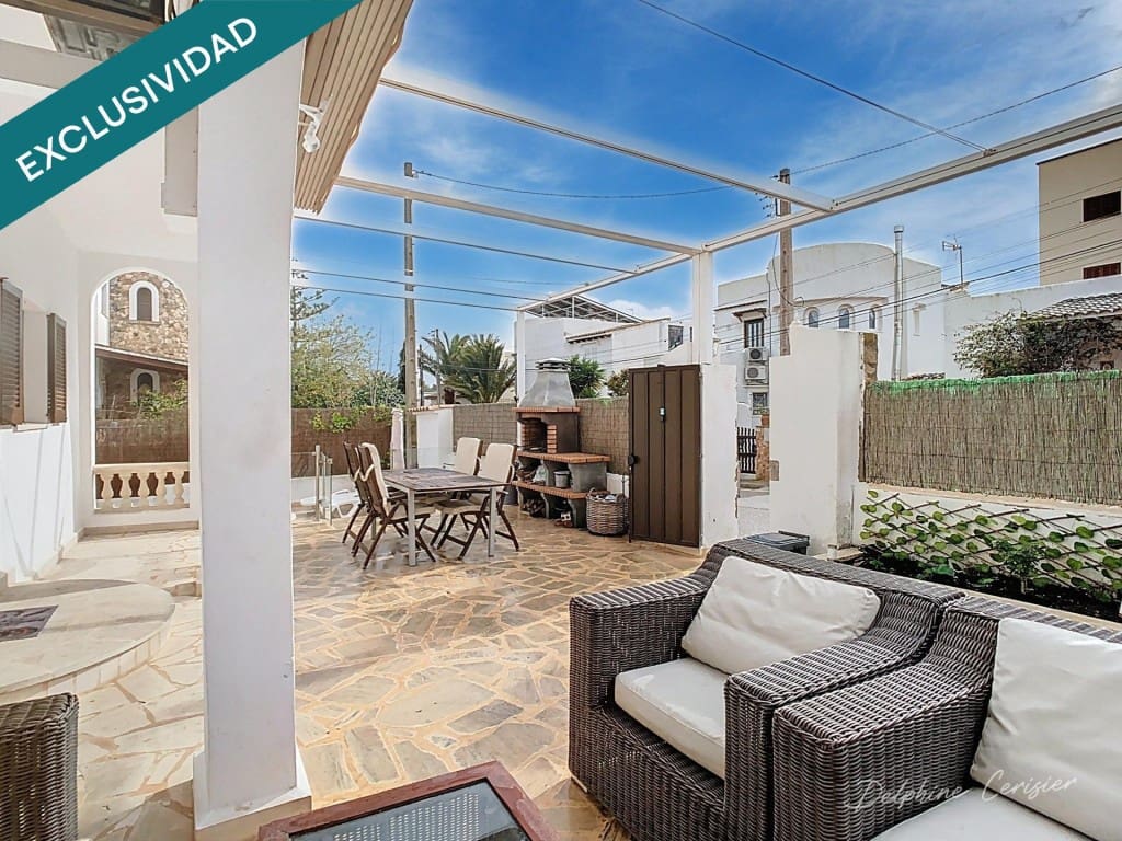 3 bedroom Apartment for sale in Cala Santanyi with pool - € 350,000 (Ref: 9866863)