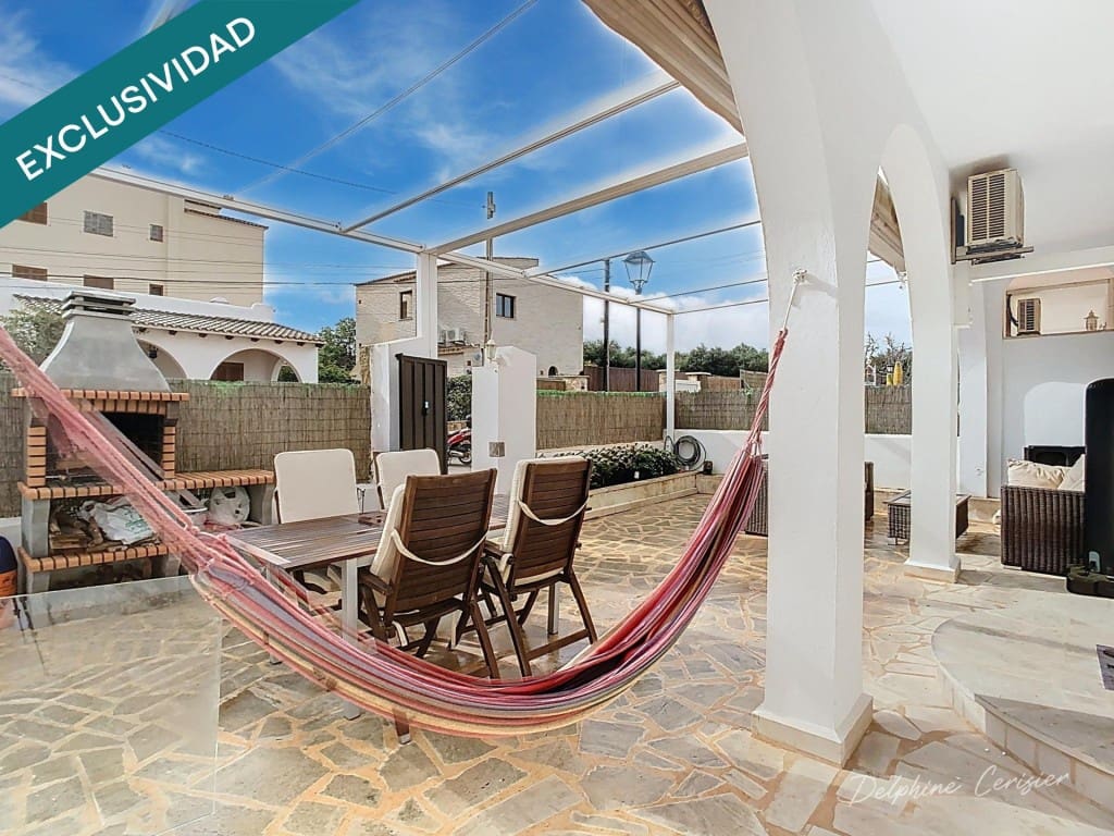 3 bedroom Apartment for sale in Cala Santanyi with pool - € 350,000 (Ref: 9866863)