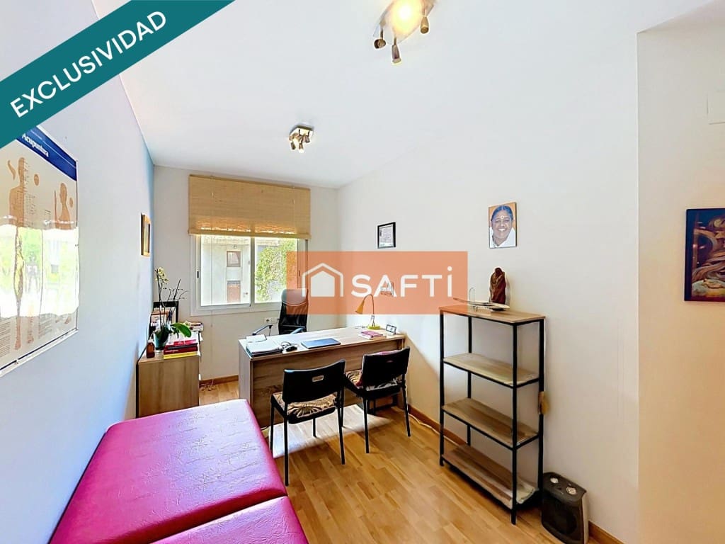 4 bedroom Apartment for sale in Sant Marti Sarroca with garage - € 240,000 (Ref: 9866865)