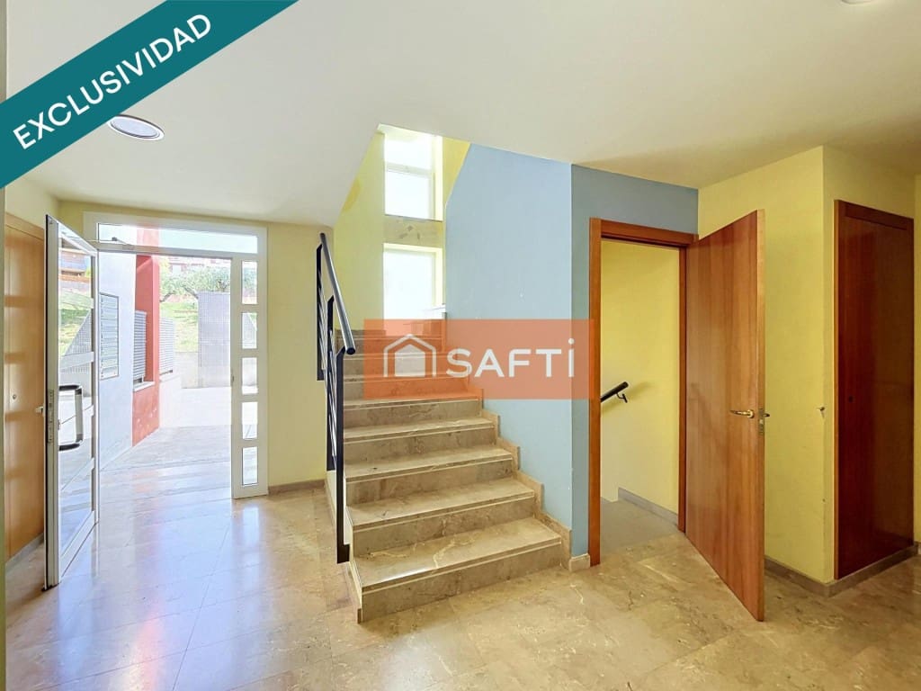 4 bedroom Apartment for sale in Sant Marti Sarroca with garage - € 240,000 (Ref: 9866865)