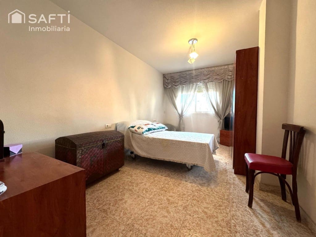 3 bedroom Apartment for sale in Pinoso - € 84,000 (Ref: 9866870)